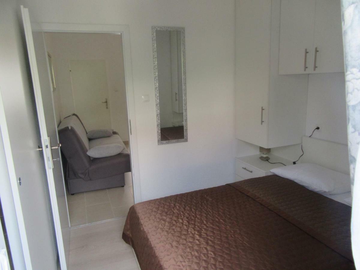 Apartment Vanesa 扎达尔 外观 照片