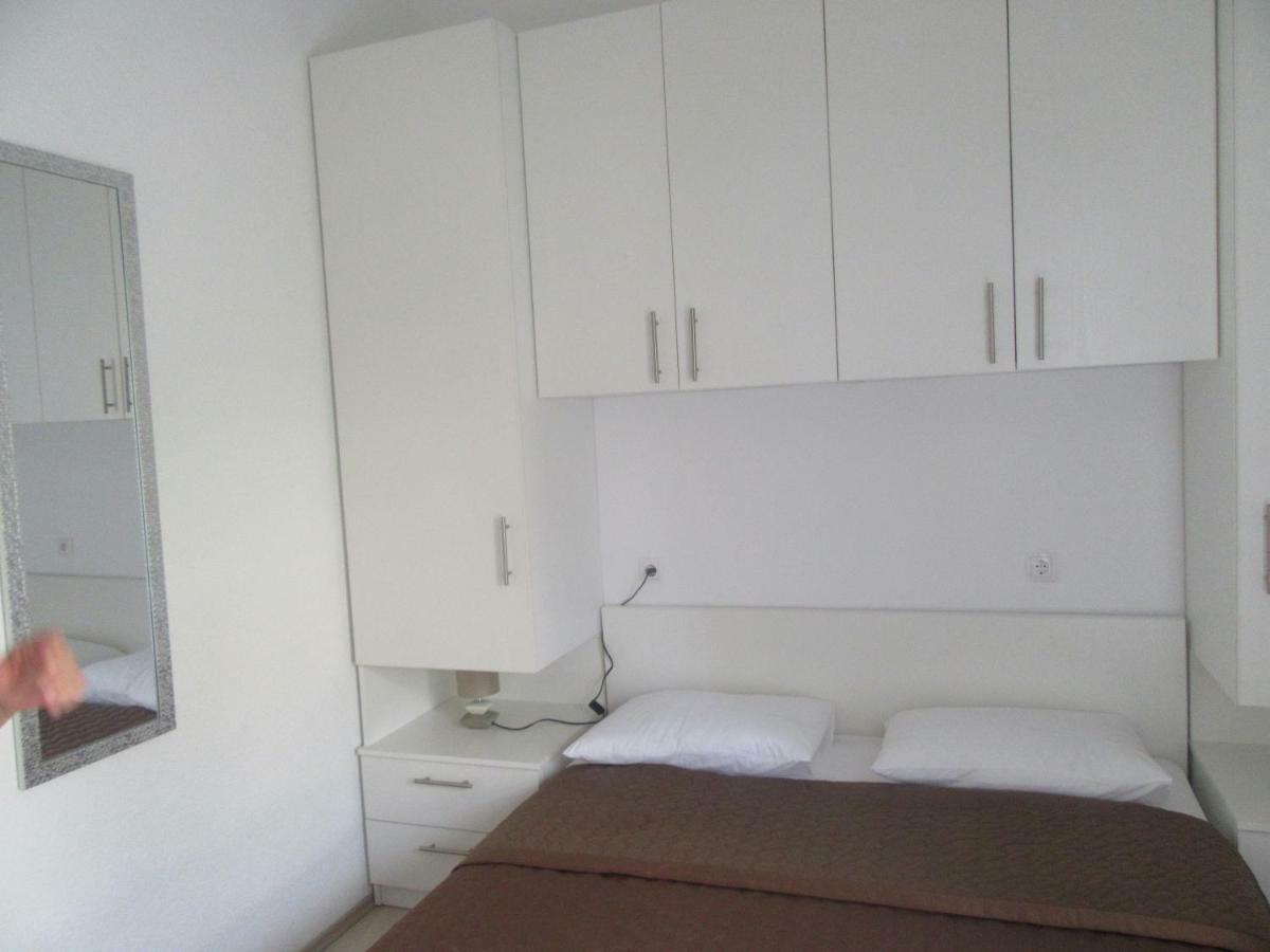 Apartment Vanesa 扎达尔 外观 照片